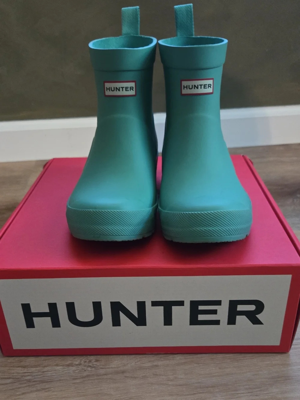 Hunter Big Kids Play Boot Rain Boots Green UK 2 US Size 4